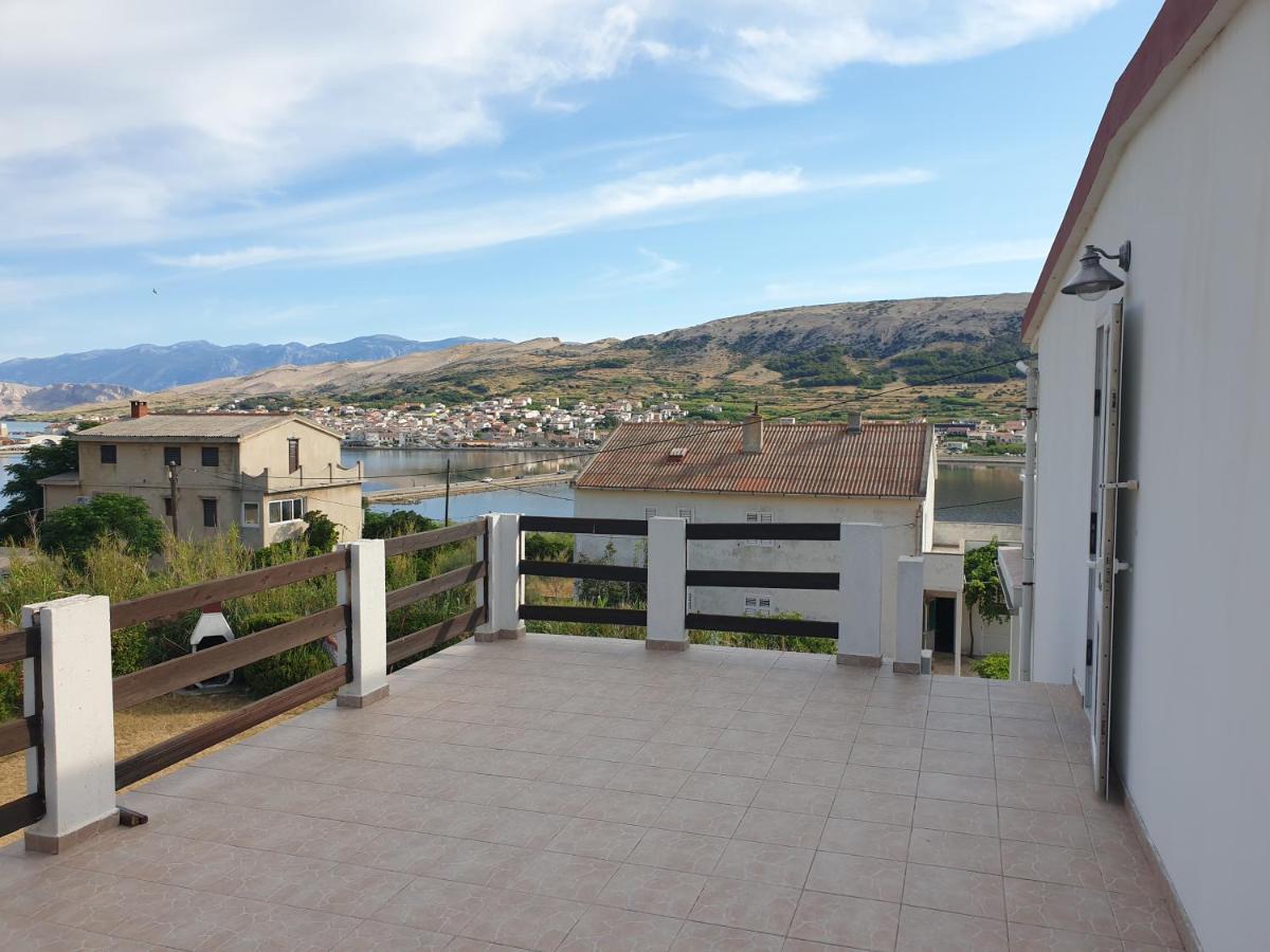 Apartmani Volaric Pag Pag Town Exterior photo